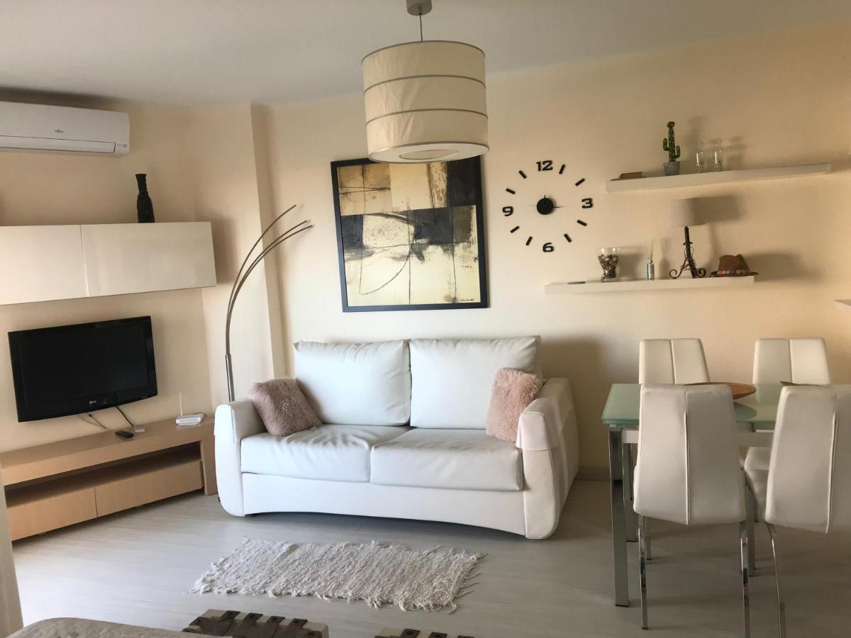 Apartamento Bruselas ตอร์ร็อกซ์ ภายนอก รูปภาพ